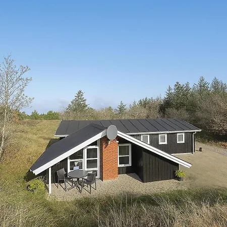 Elegant With Views Of Protected Landscape *