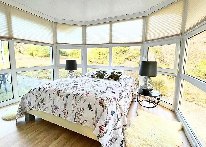 Elegant With Views Of Protected Landscape Casa de Férias *